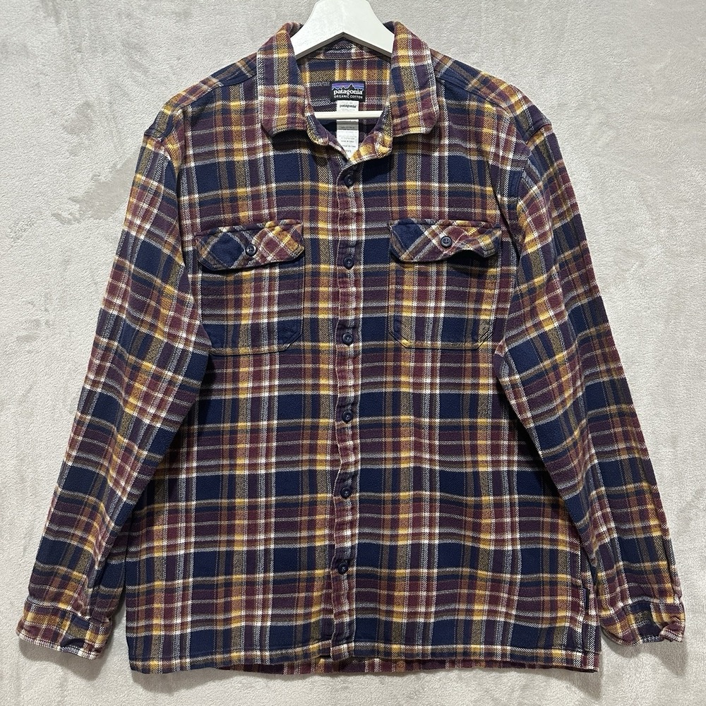 Patagonia Fjord Flannel Shirt Men's L Plaid 100% Organic Cotton LS Button Up